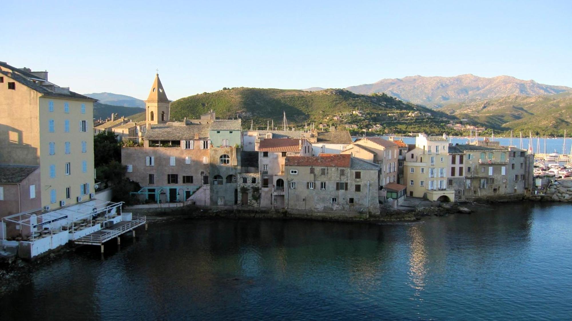 Hotel Bellevue Saint-Florent  Exterior foto